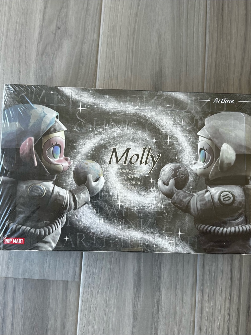 Molly Anniversary Statues Classical Retro Series FULL CASE